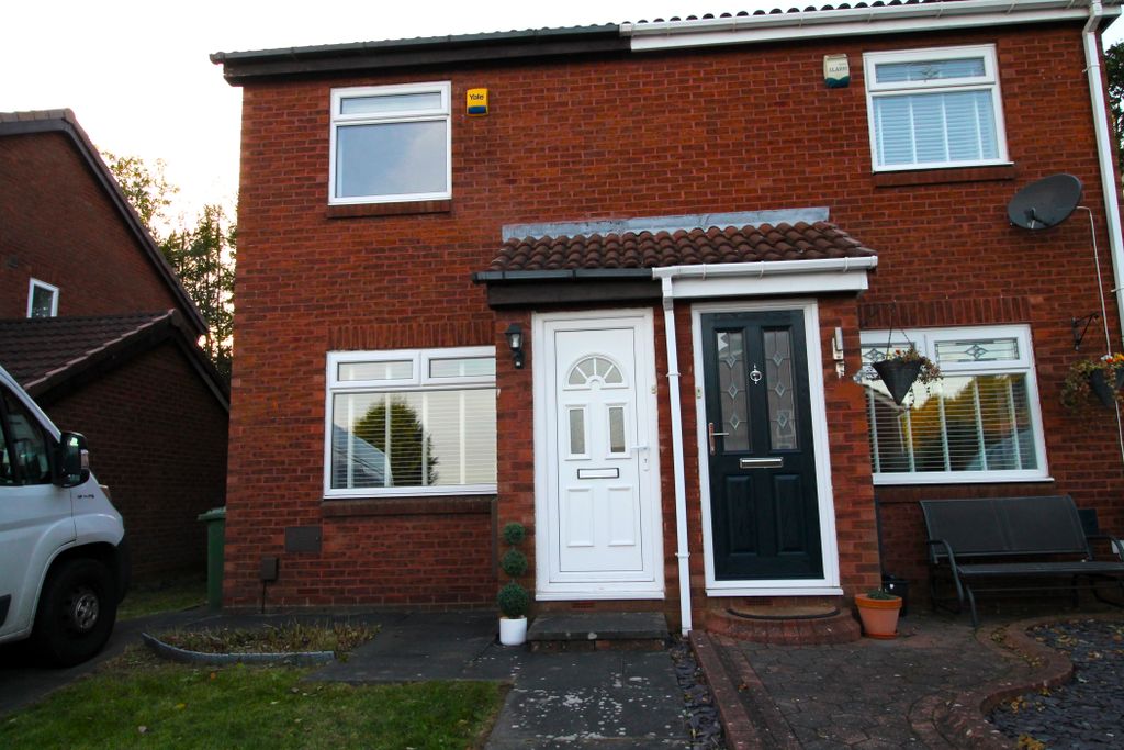 Property photo 1 of 12