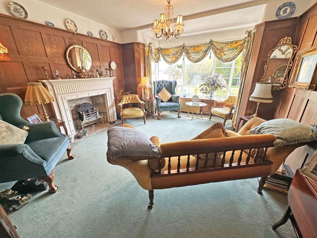 Property photo 3 of 53