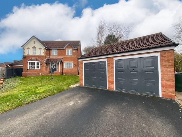 Property photo 1 of 21 Front