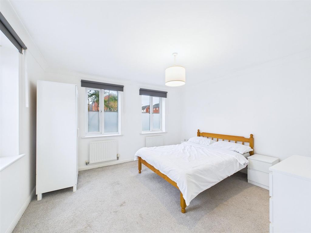 Property photo 2 of 18 Cam02170G0-Pr0467-Still002.Jpg