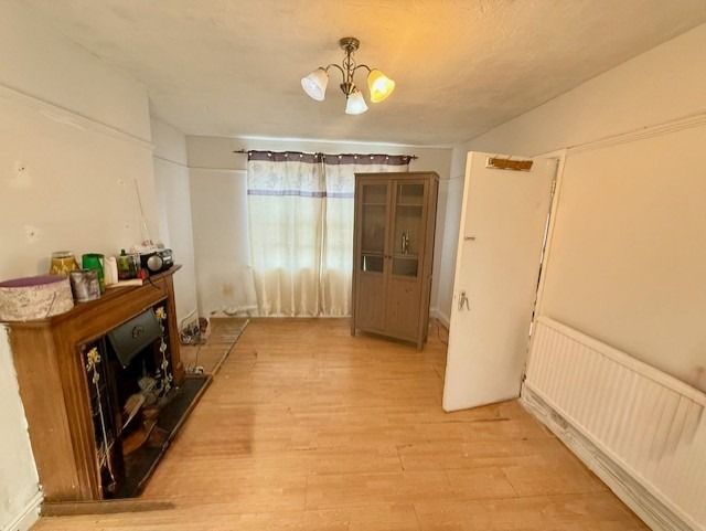 Property photo 2 of 6 4428992