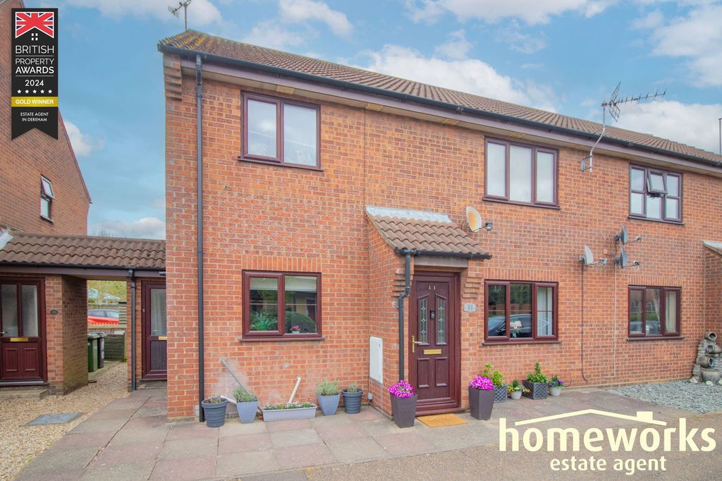 Property photo 1 of 8