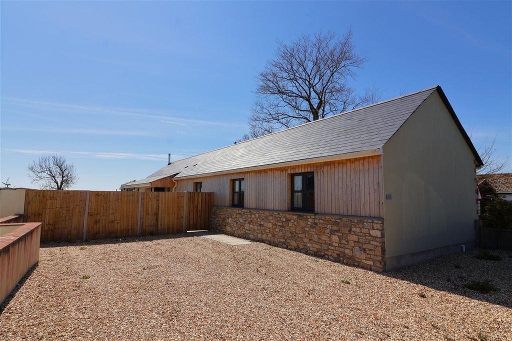 Property photo 1 of 13 Main Picture