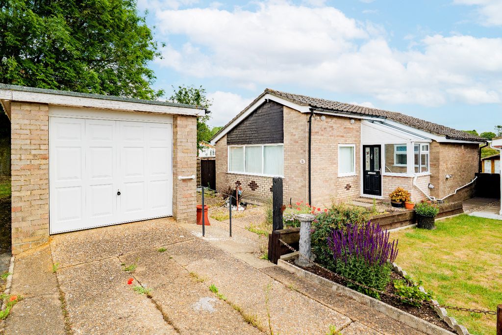 Property photo 3 of 20 4889575