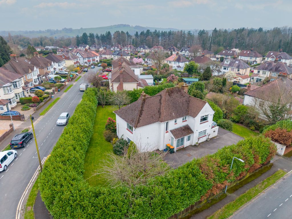 Property photo 1 of 34