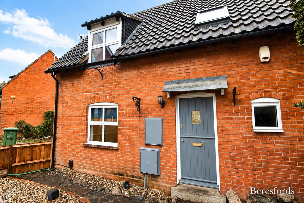 Property photo 1 of 8 Exterior