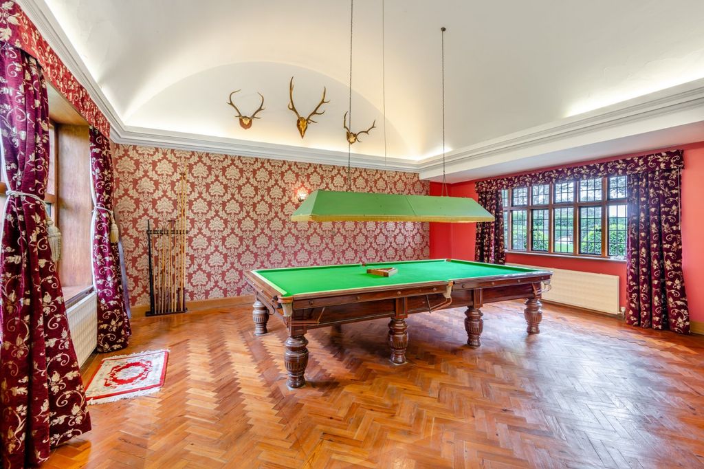 Property photo 2 of 23 Billiard Room