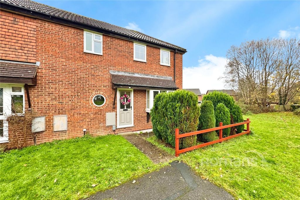 Property photo 1 of 11 Front