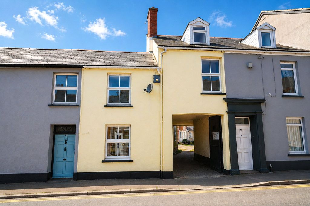 Property photo 1 of 13 1 - Picture No. 03