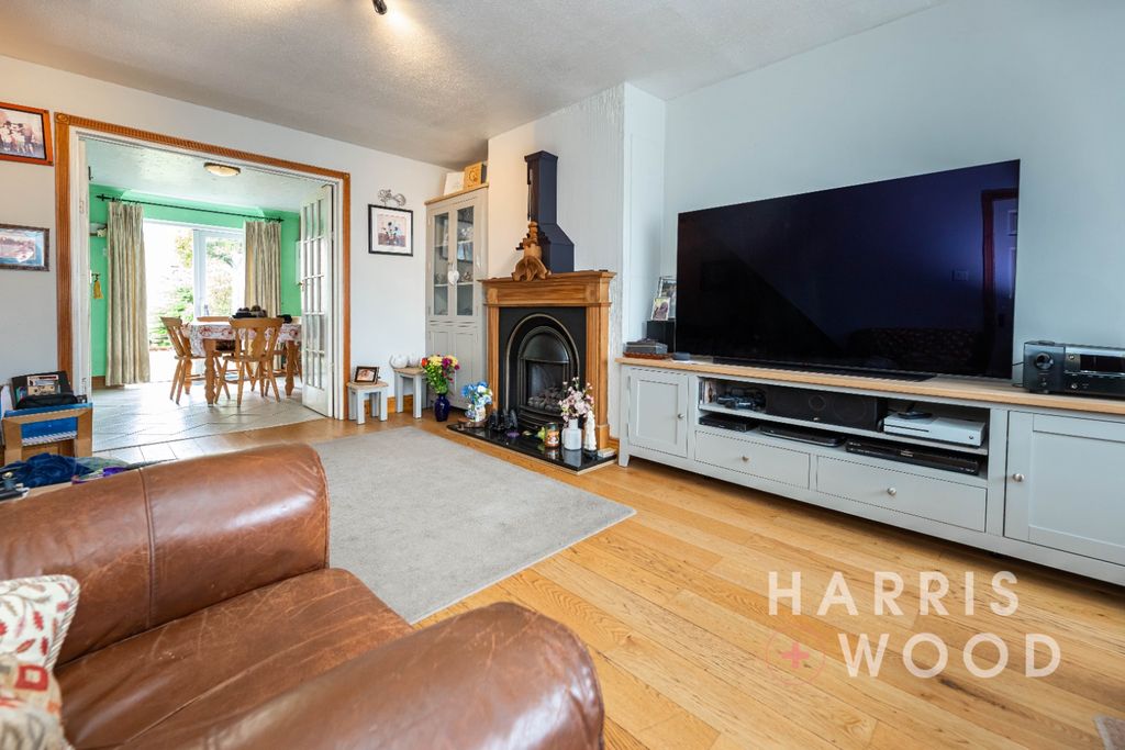 Property photo 2 of 22 4170723