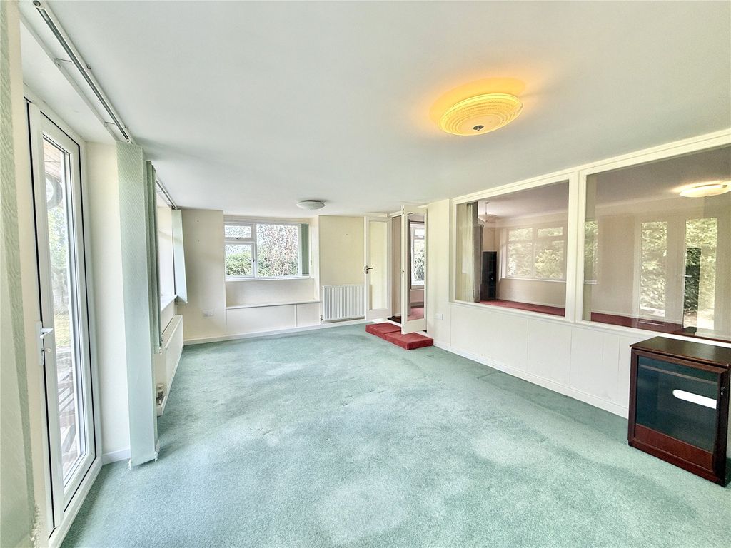 Property photo 2 of 36 Picture No. 51