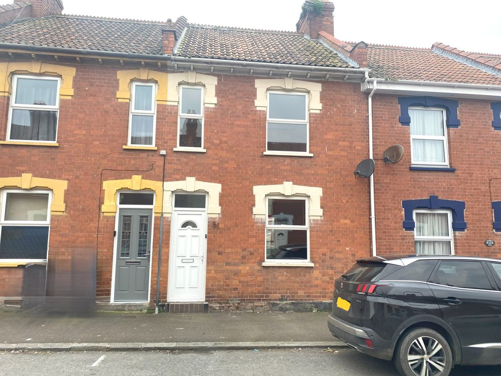 Property photo 1 of 15