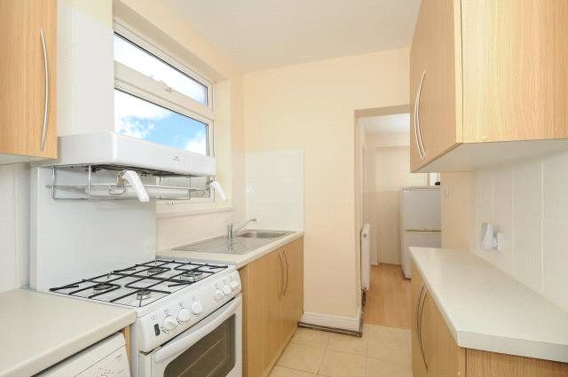 Property photo 2 of 9 Kitchen