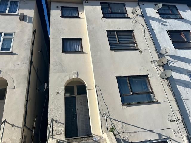 Property photo 2 of 2