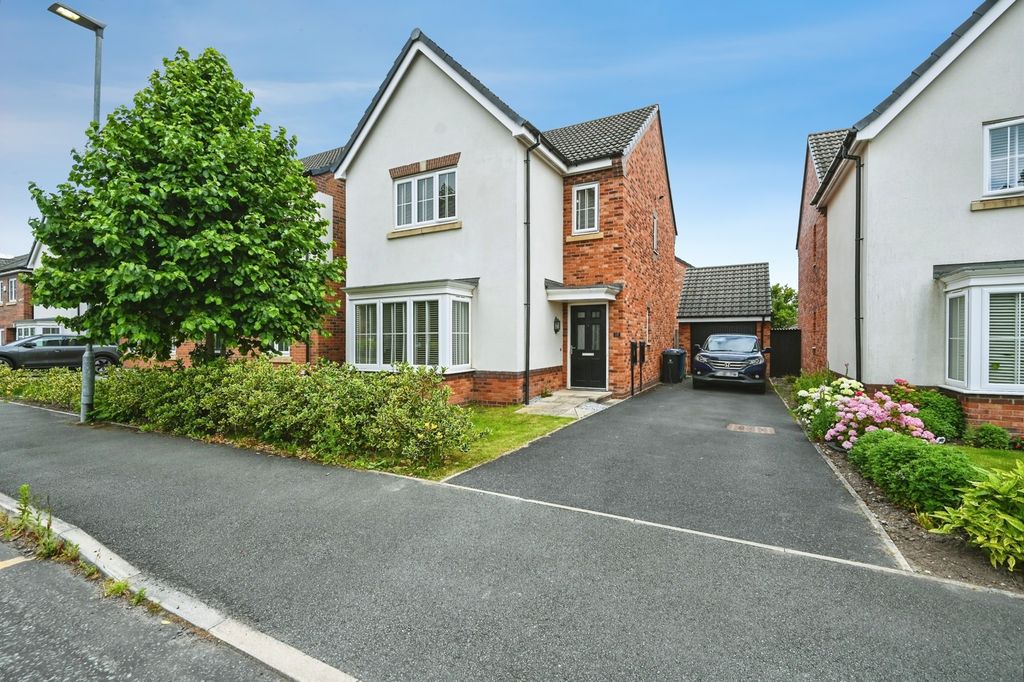 Property photo 1 of 26 Front View