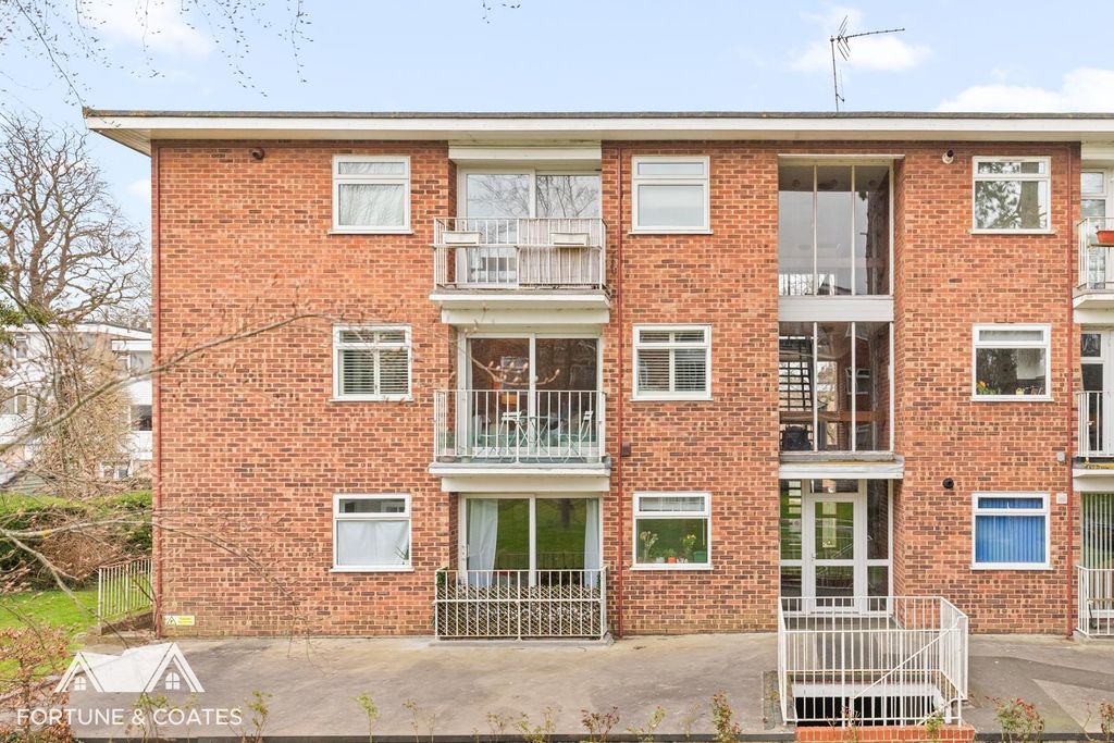 Property photo 1 of 15 Coppercourt_23.Jpg