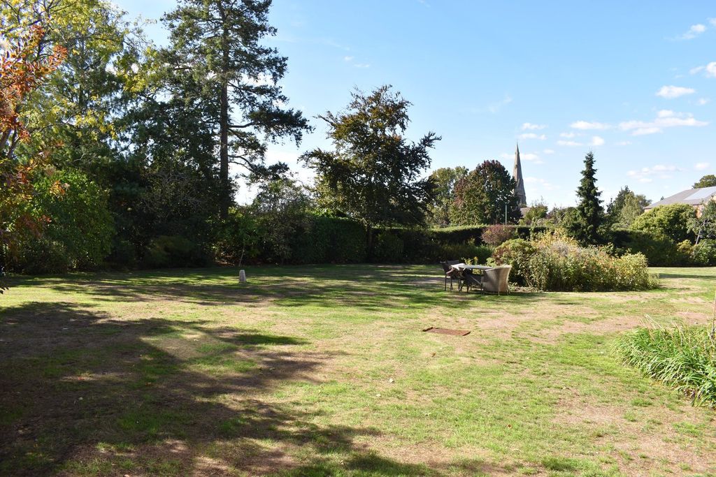 Property photo 3 of 13