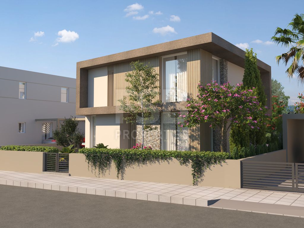 Property photo 3 of 9