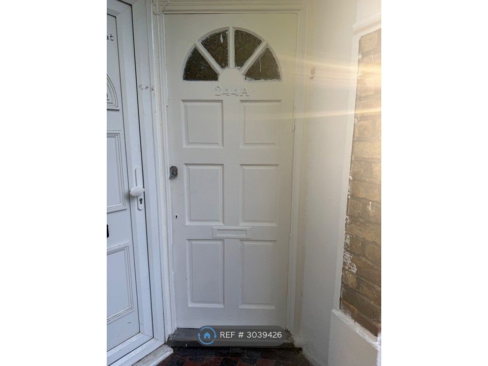 Property photo 3 of 27