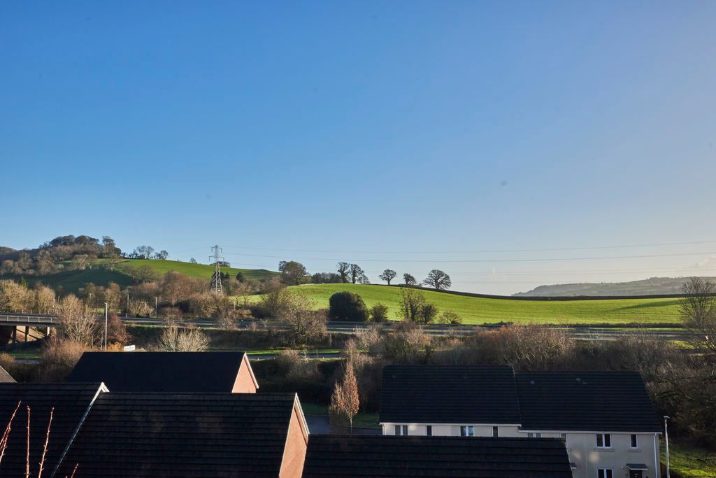 Property photo 2 of 18 Views