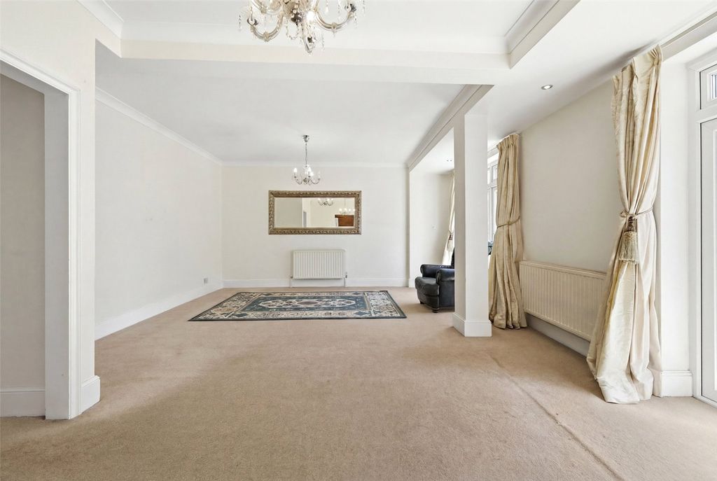 Property photo 2 of 21 Picture No. 26