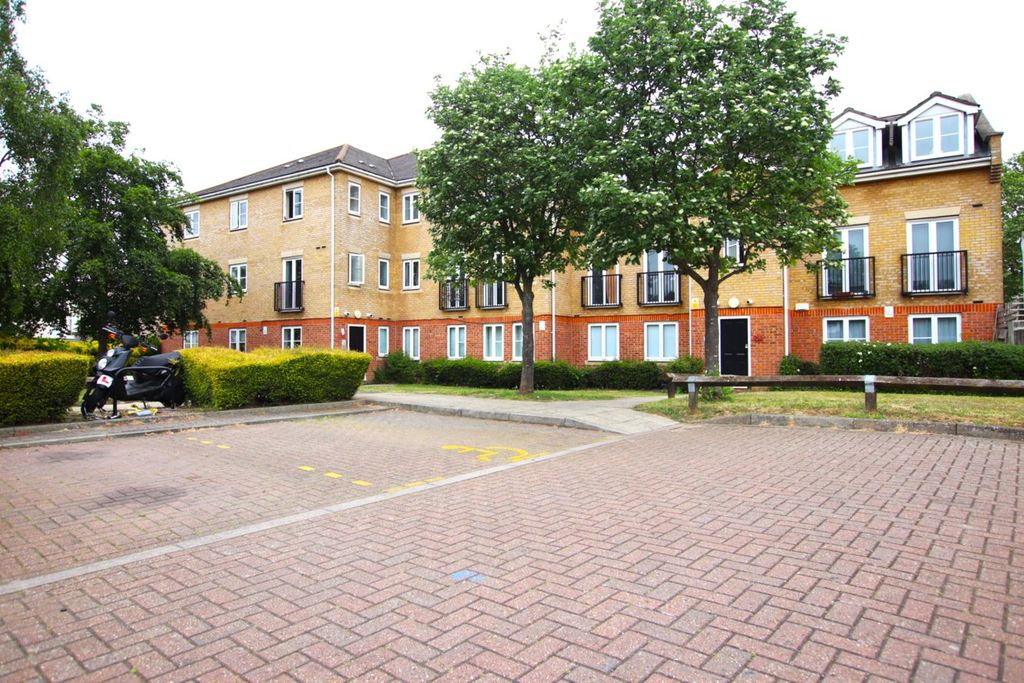 Property photo 1 of 7