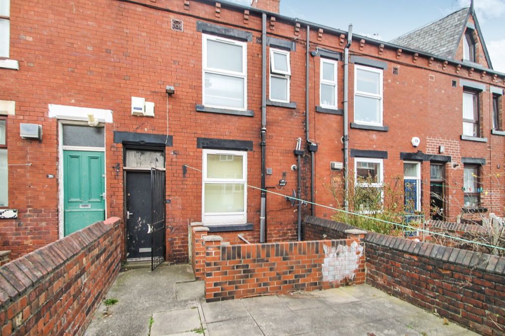 Property photo 2 of 4 Picture No. 05