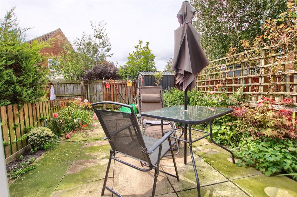 Property photo 2 of 7