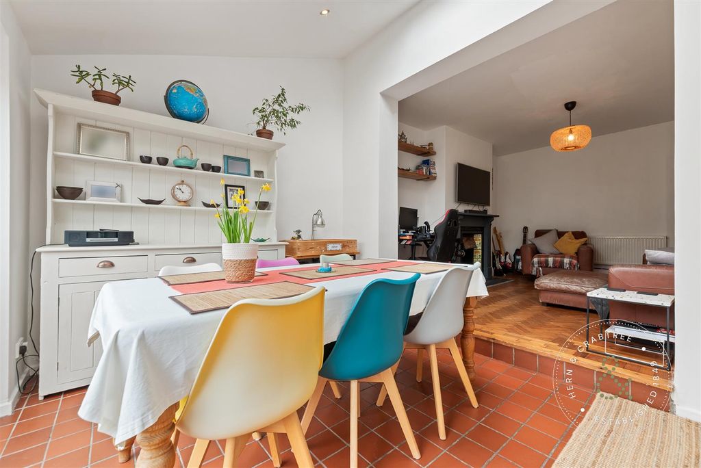 Additional image 6 of 4 bed semi-detached house for saleBishops Walk, Llandaff, Cardiff CF5