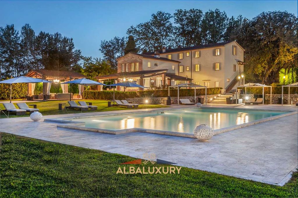 Property photo 1 of 41