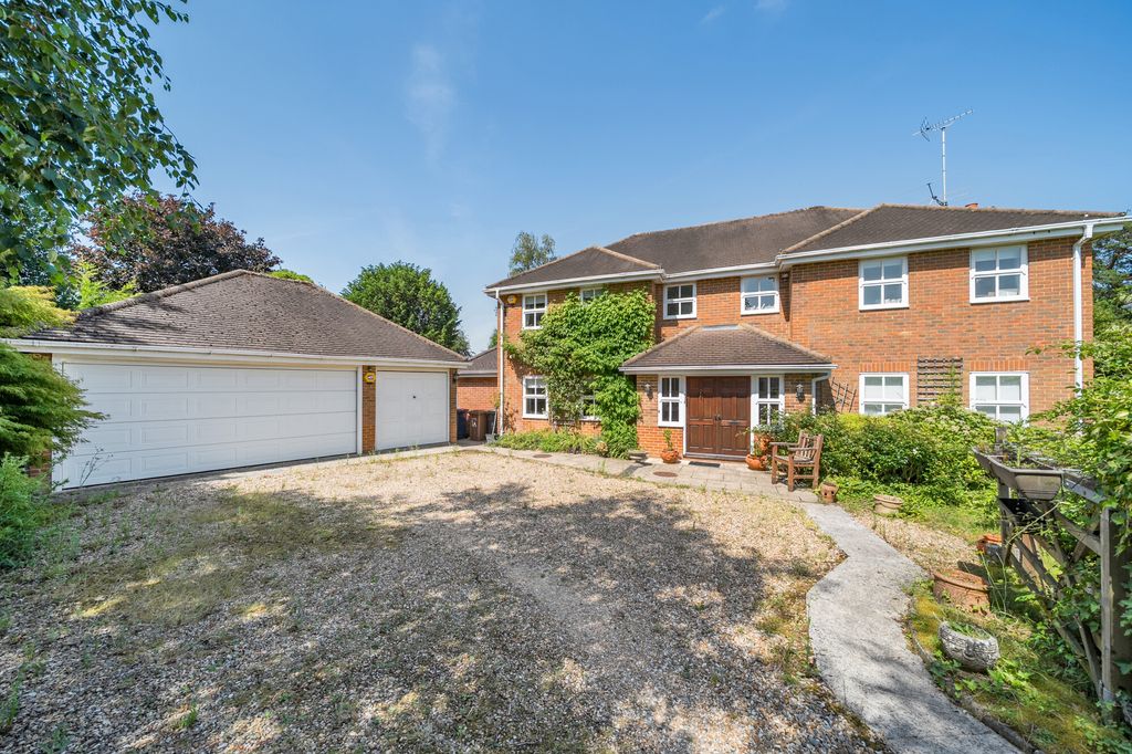 Property photo 1 of 13
