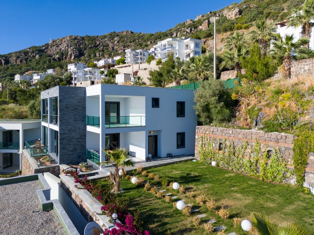 Property photo 3 of 24 Prestigious Sea View Villa In Bodrum With A Private Garden For Sale - Natural Surroundings