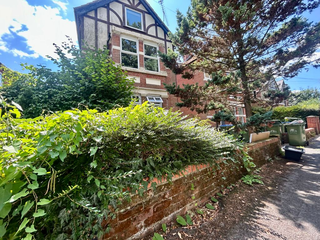 Property photo 1 of 14 Img_0958
