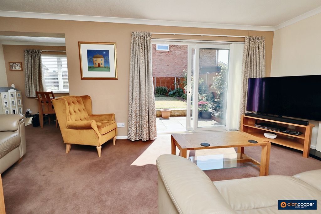Property photo 3 of 34 4369913