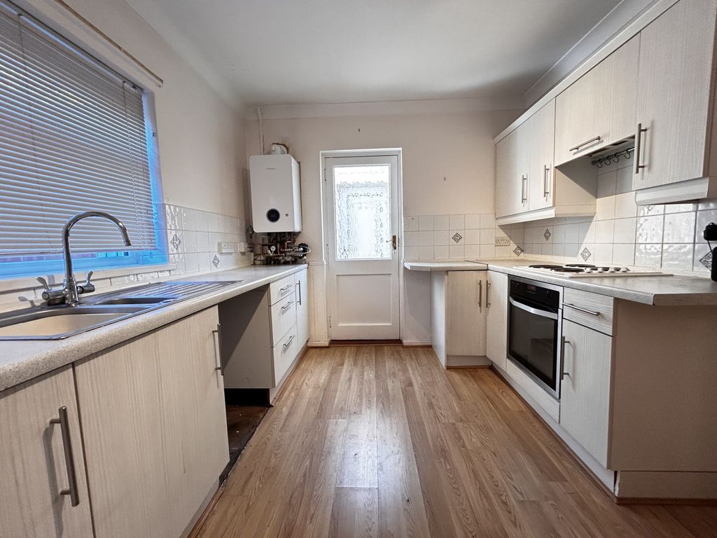 Property photo 2 of 13 Img_4534