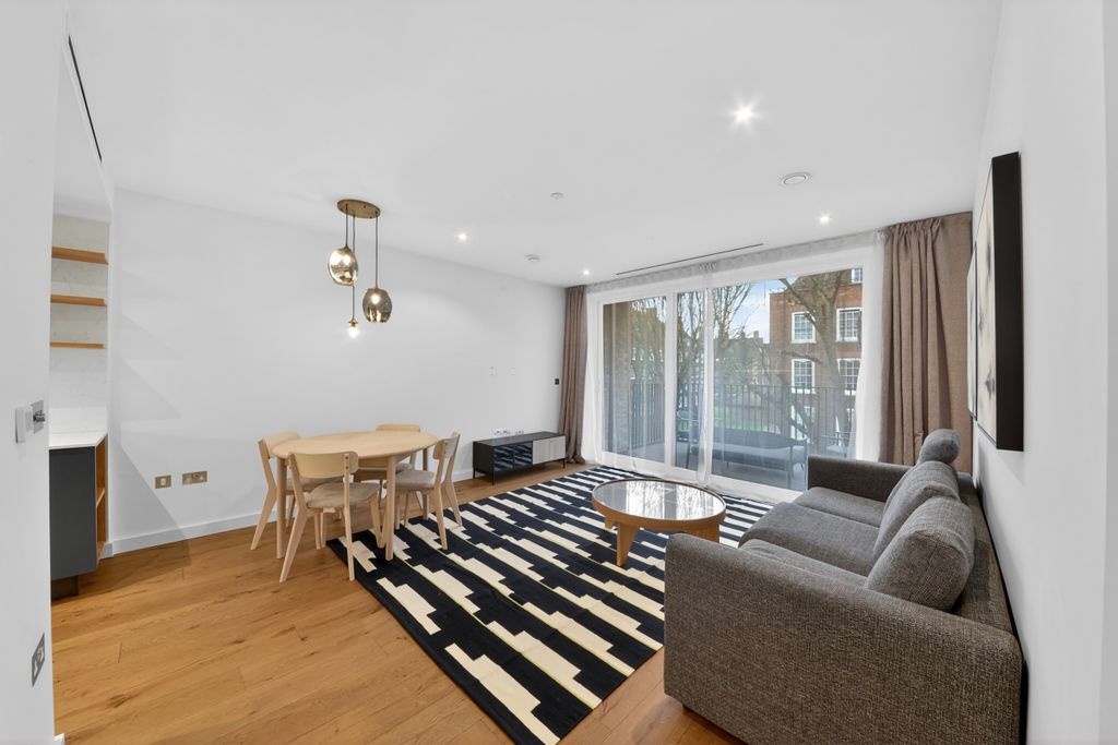 Property photo 2 of 16 Dsc_3461_High