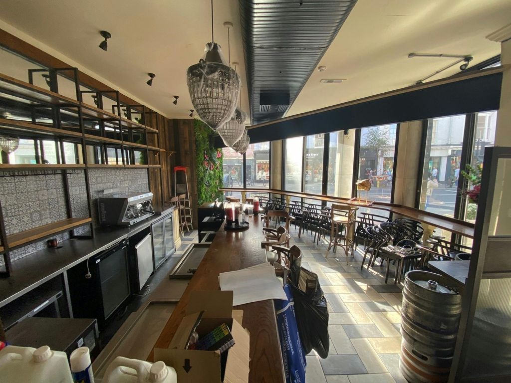 Property photo 2 of 12 North Road 165 Brighton 6.Jpg