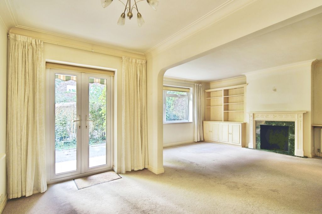 Property photo 2 of 15 Pbox-Img.Jpg