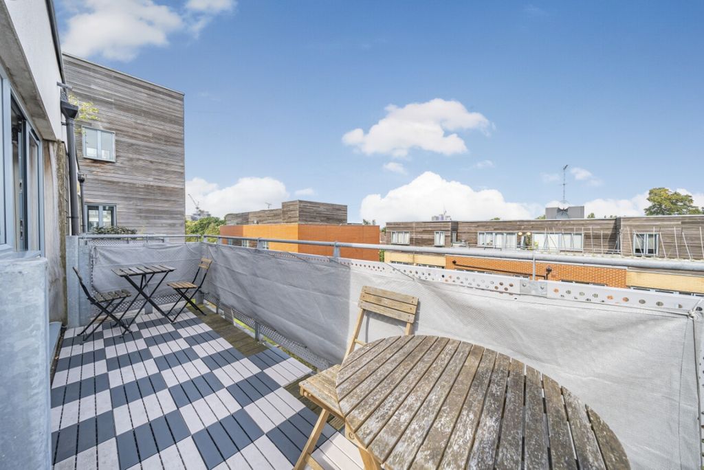 Property photo 2 of 7 1178051 (6)