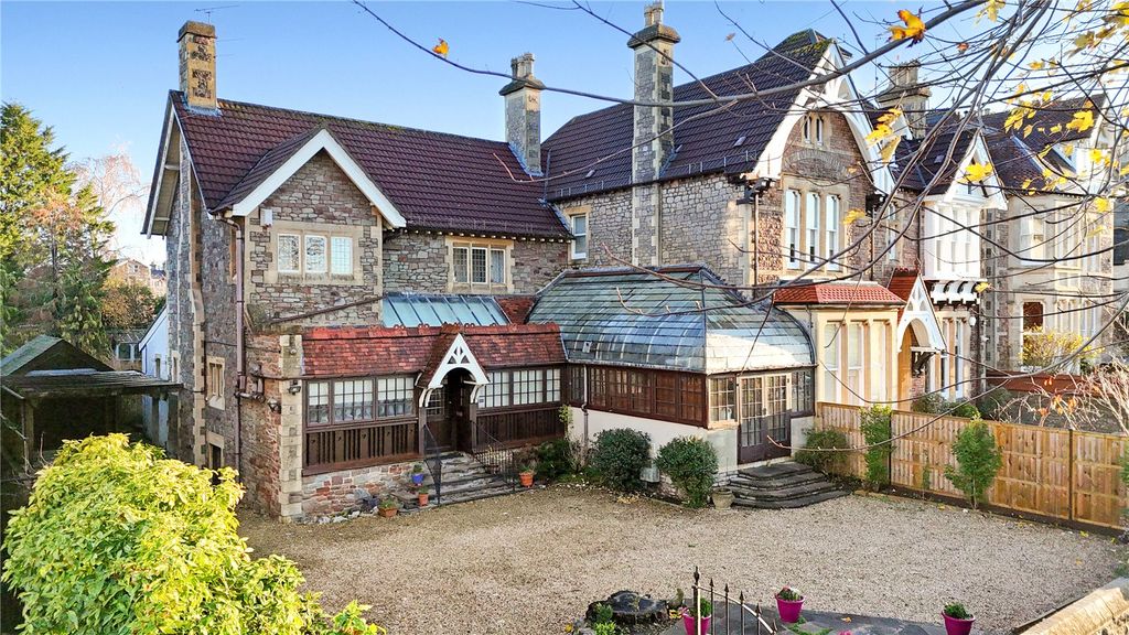 Property photo 1 of 28 Picture No. 39