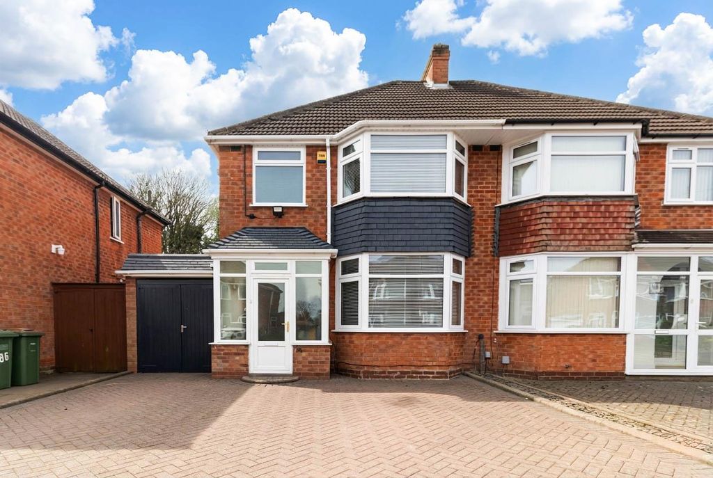 Property photo 1 of 12 36BA0284-30D1-4153-B2Bd-3CE1A5C263B5.Jpg