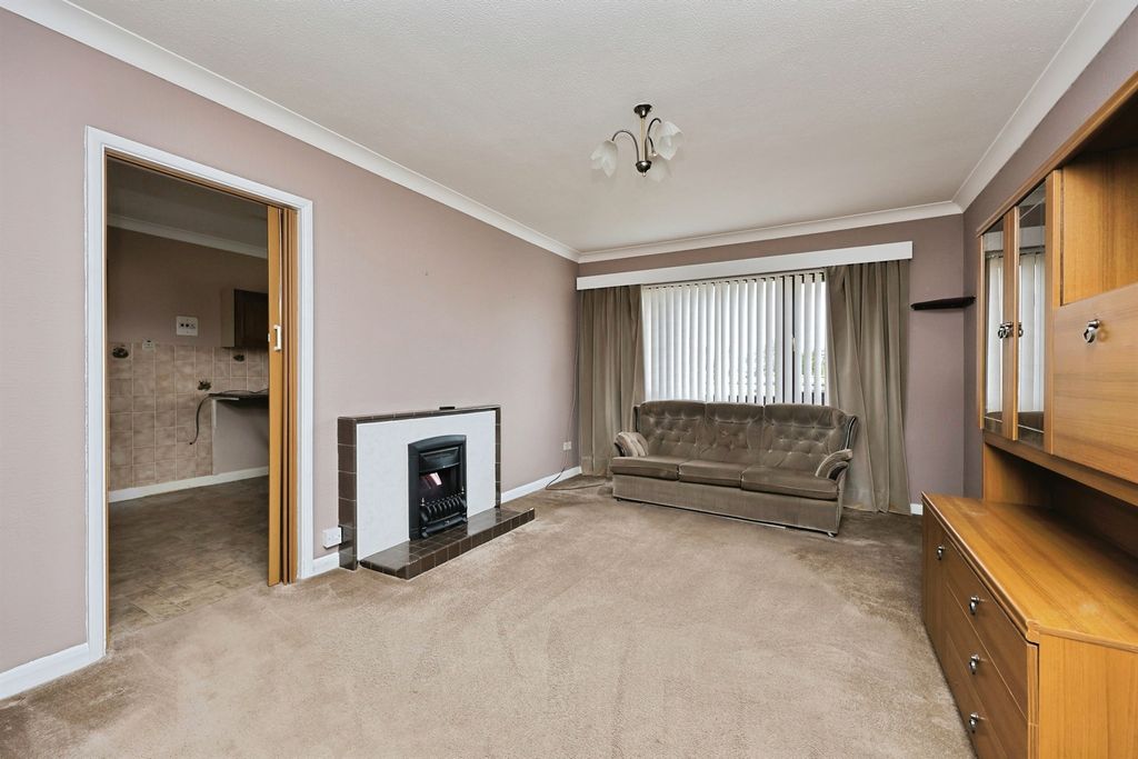 Property photo 3 of 21