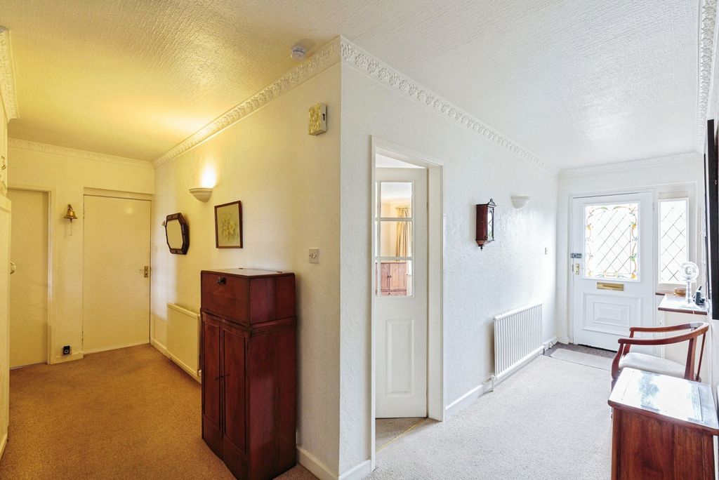 Property photo 3 of 25 Pbox-Img.Jpg