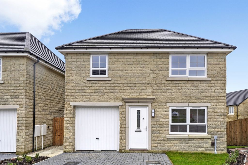 Property photo 1 of 8 Exterior