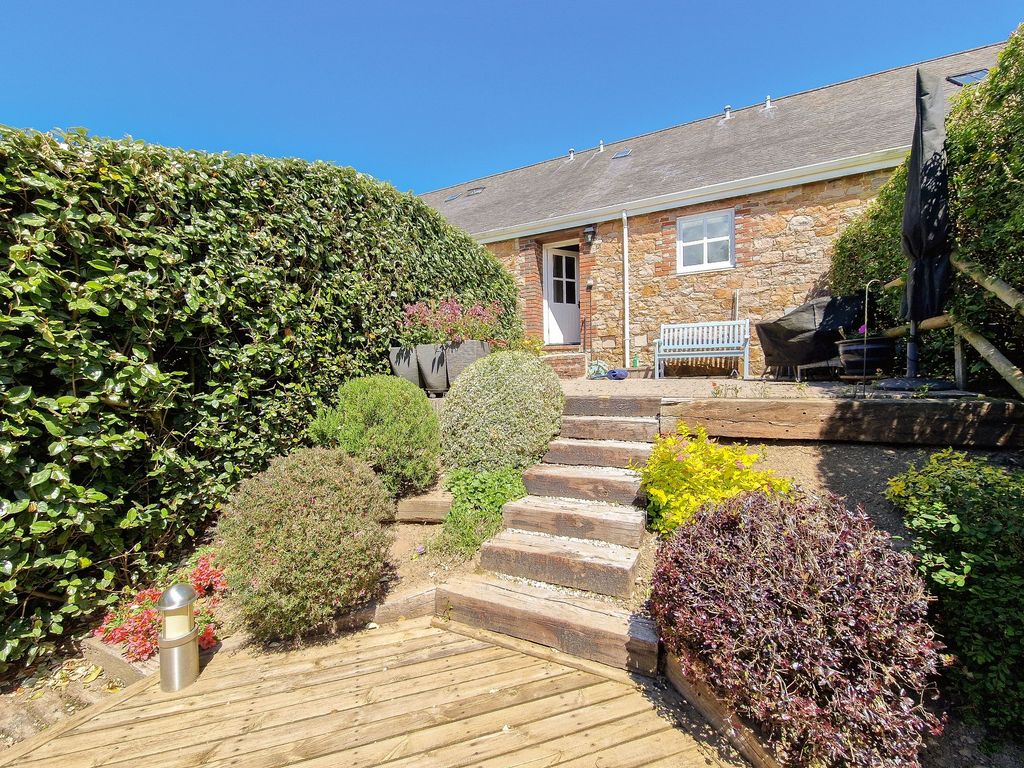 Property photo 1 of 47