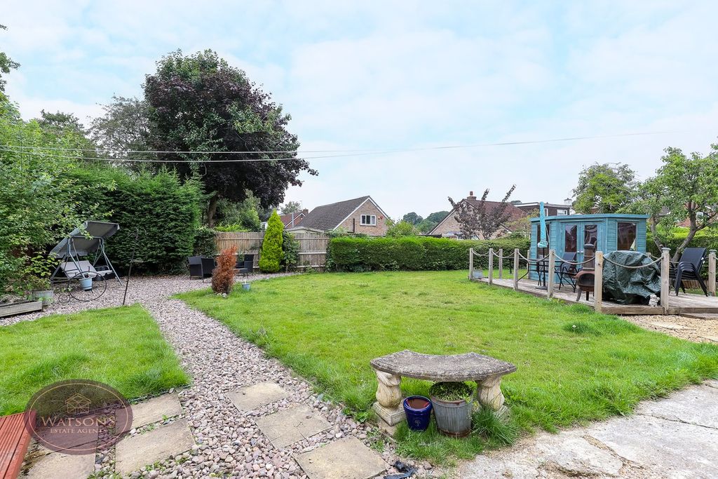 Property photo 2 of 25