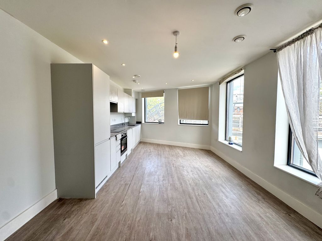 Property photo 1 of 4