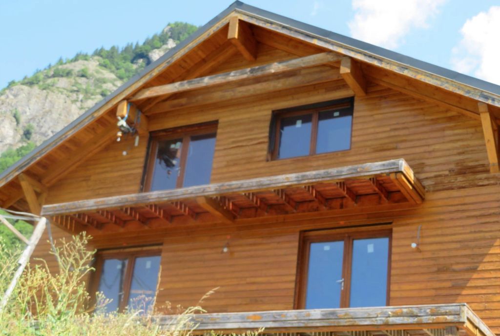Property photo 2 of 9 Chalet For Sale In V