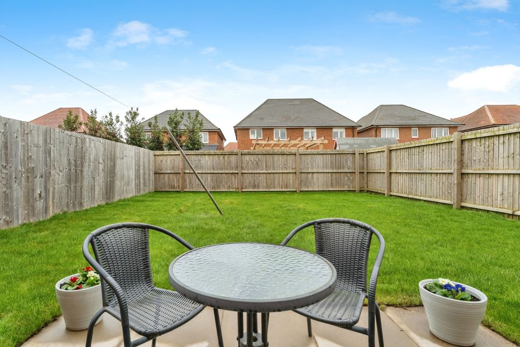 Property photo 3 of 31 Pbox-Img.Jpg