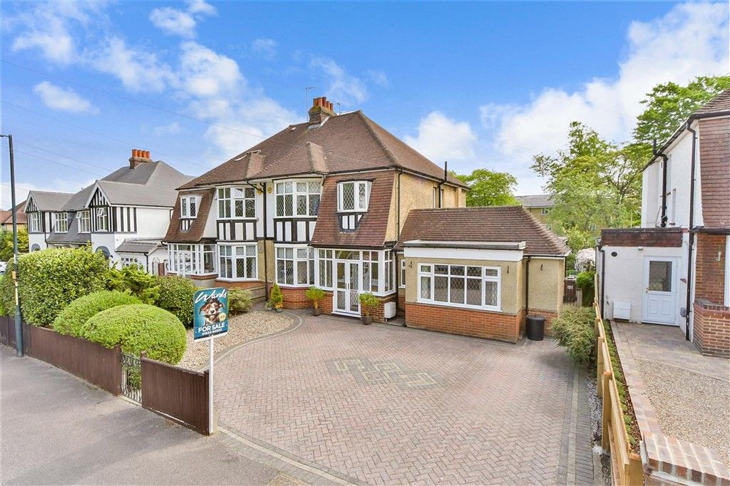 Property photo 1 of 19 External Web